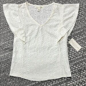 French Laundry | Flutter Sleeve Lace Blouse